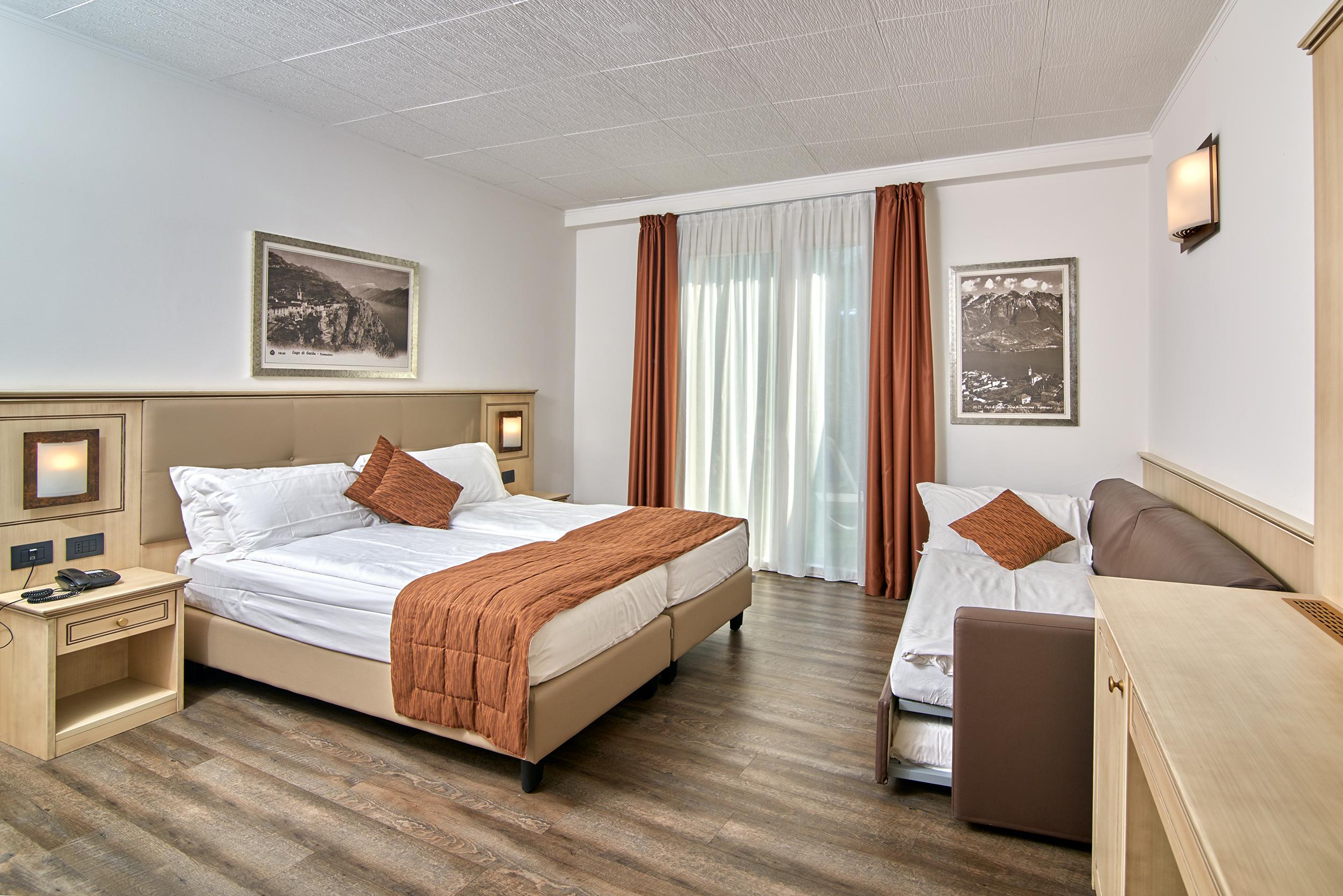 Hotel Le Balze - Aktiv & Wellness Tremosine Esterno foto