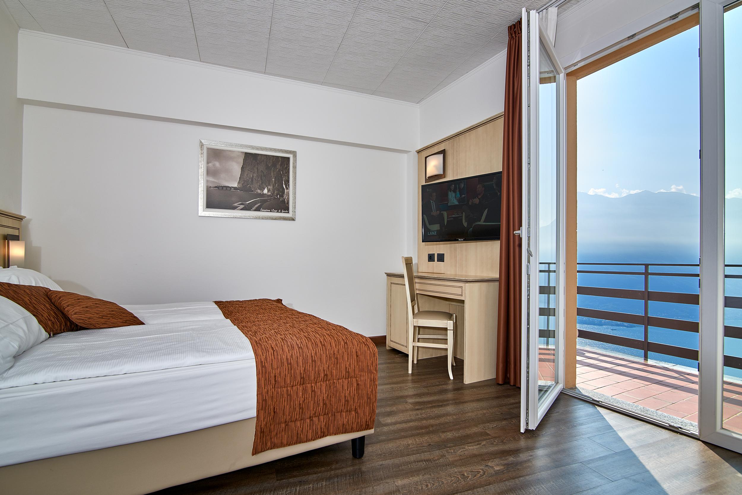 Hotel Le Balze - Aktiv & Wellness Tremosine Esterno foto