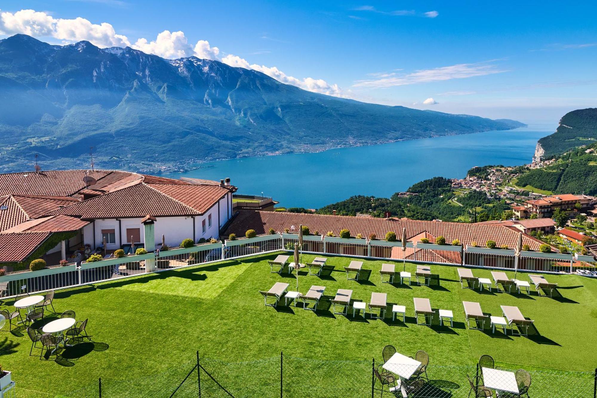 Hotel Le Balze - Aktiv & Wellness Tremosine Esterno foto