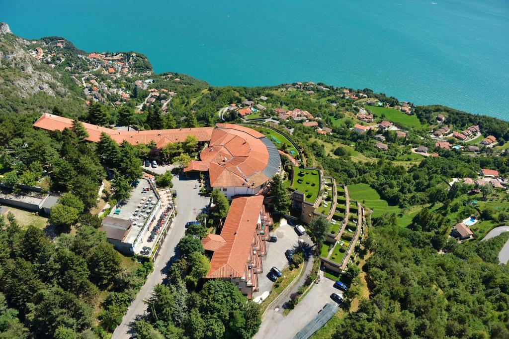 Hotel Le Balze - Aktiv & Wellness Tremosine Esterno foto